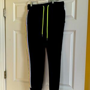 Psycho Bunny Jogger Size M